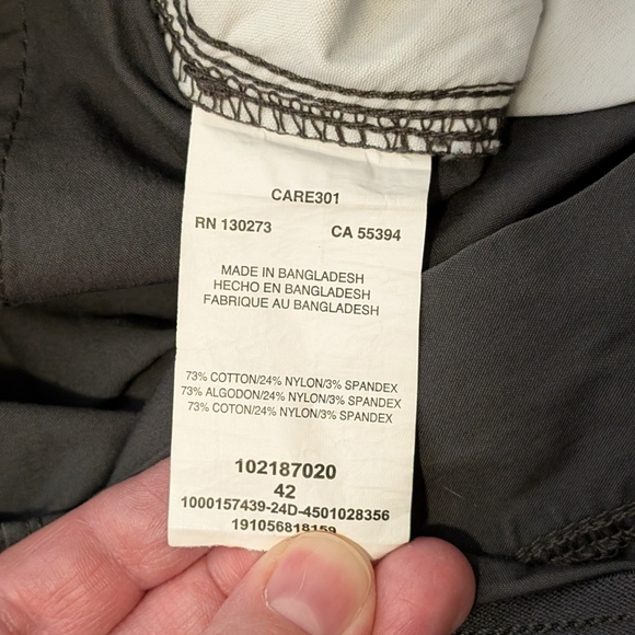 Lee Men's Cargo Shorts Dark Grey Extreme Motion Comfort Stretch Size 42 - Picture 3 of 7